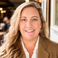 Headshot of Katie Medeiros